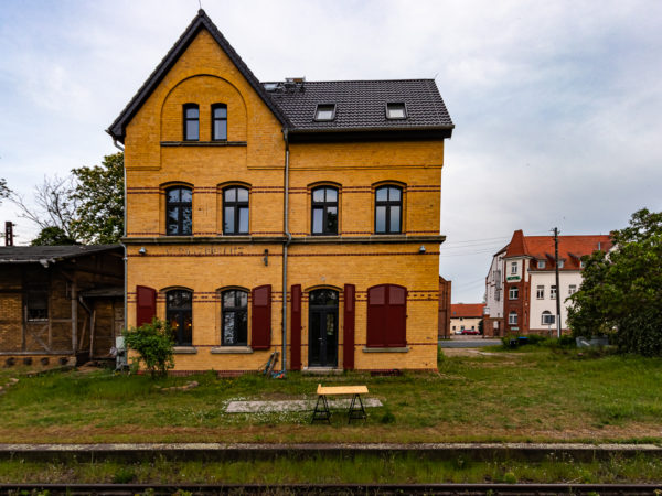 FREIRAUM KUNST UND KULTURBAHNHOF TANNEPÖLS